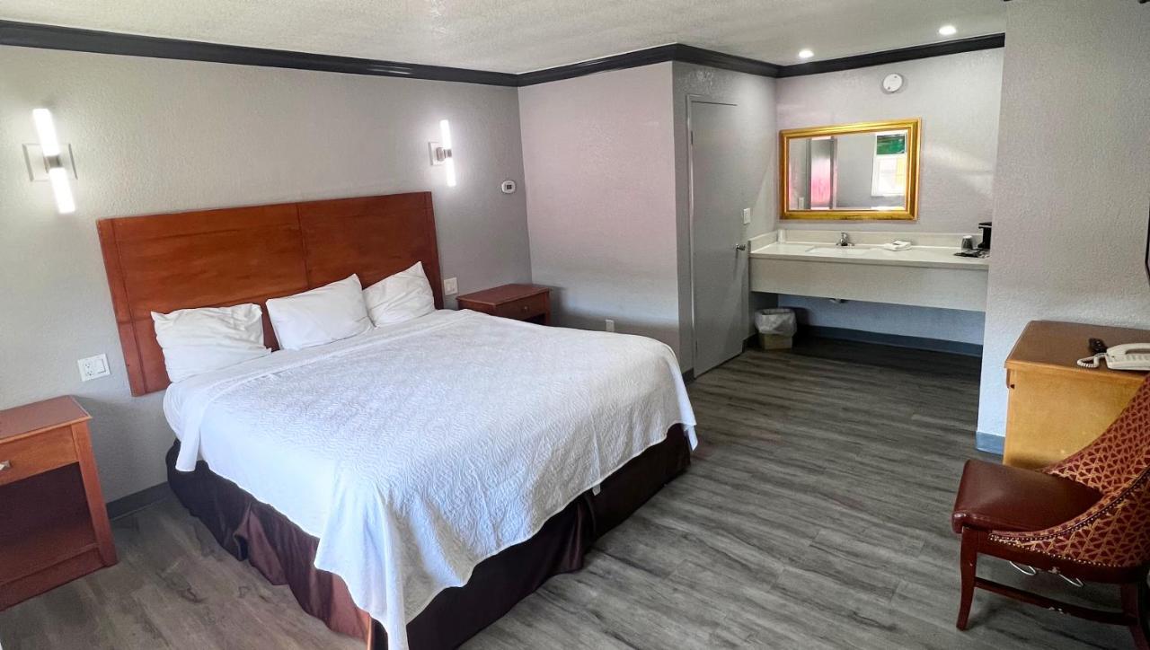 Anchorage Inn Lakeport Zewnętrze zdjęcie